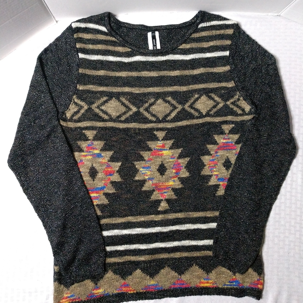 Pretty Sweater Southwest Look Theme Black Gold by West 36th Medium Chest 34"